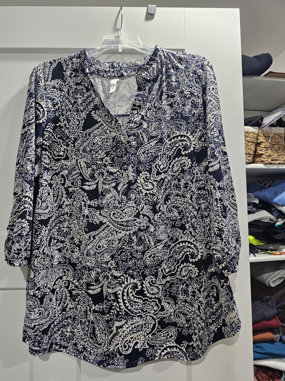 PerSeption Concept Navy and White Paisley V-Neck Blouse